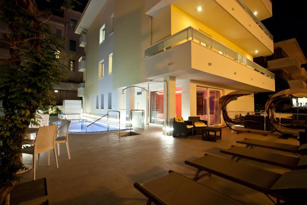 Residence Thea & Resort Spa Bellaria-Igea Marina Exterior photo